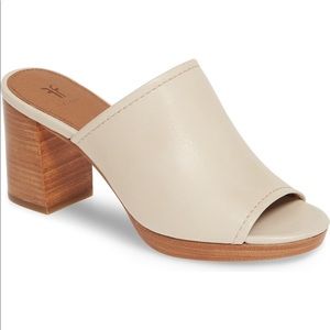 Frye Blake Off White Leather Mule Size 9